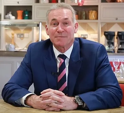 Brenda Davies Dr Brenda Davies