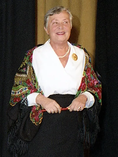 Carmen Harra
