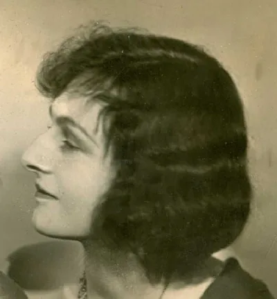 Carol Elizabeth Parrish Harra