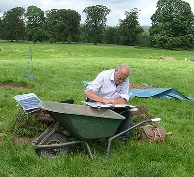 Franklyn M Branley Victor G Ambrus