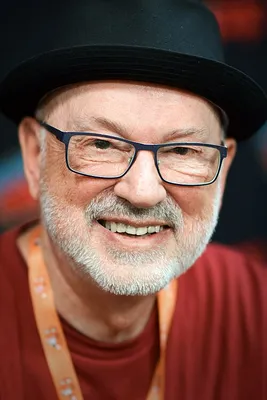 James Howe Alan Daniel